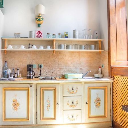 5 Comfortable Apartment Near Old Town Center ティミショアラ エクステリア 写真